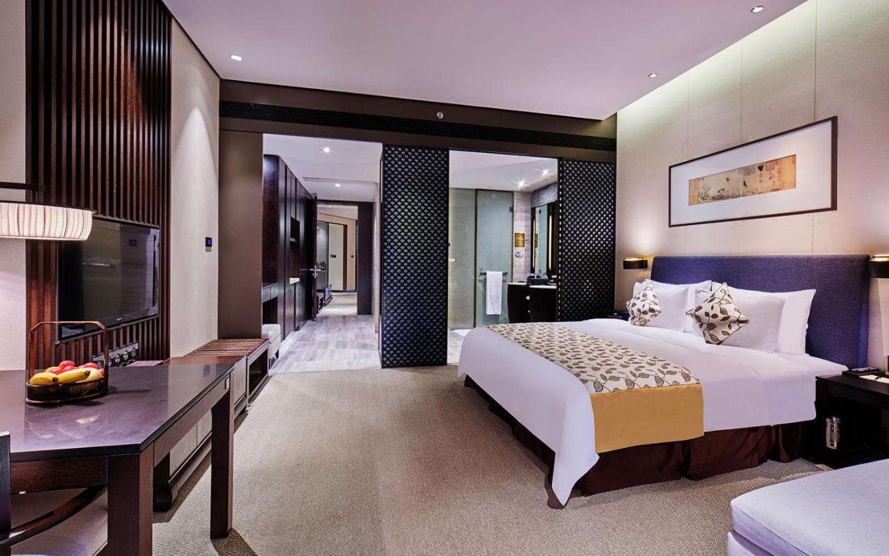 Shenzhen Castle Hotel Екстериор снимка