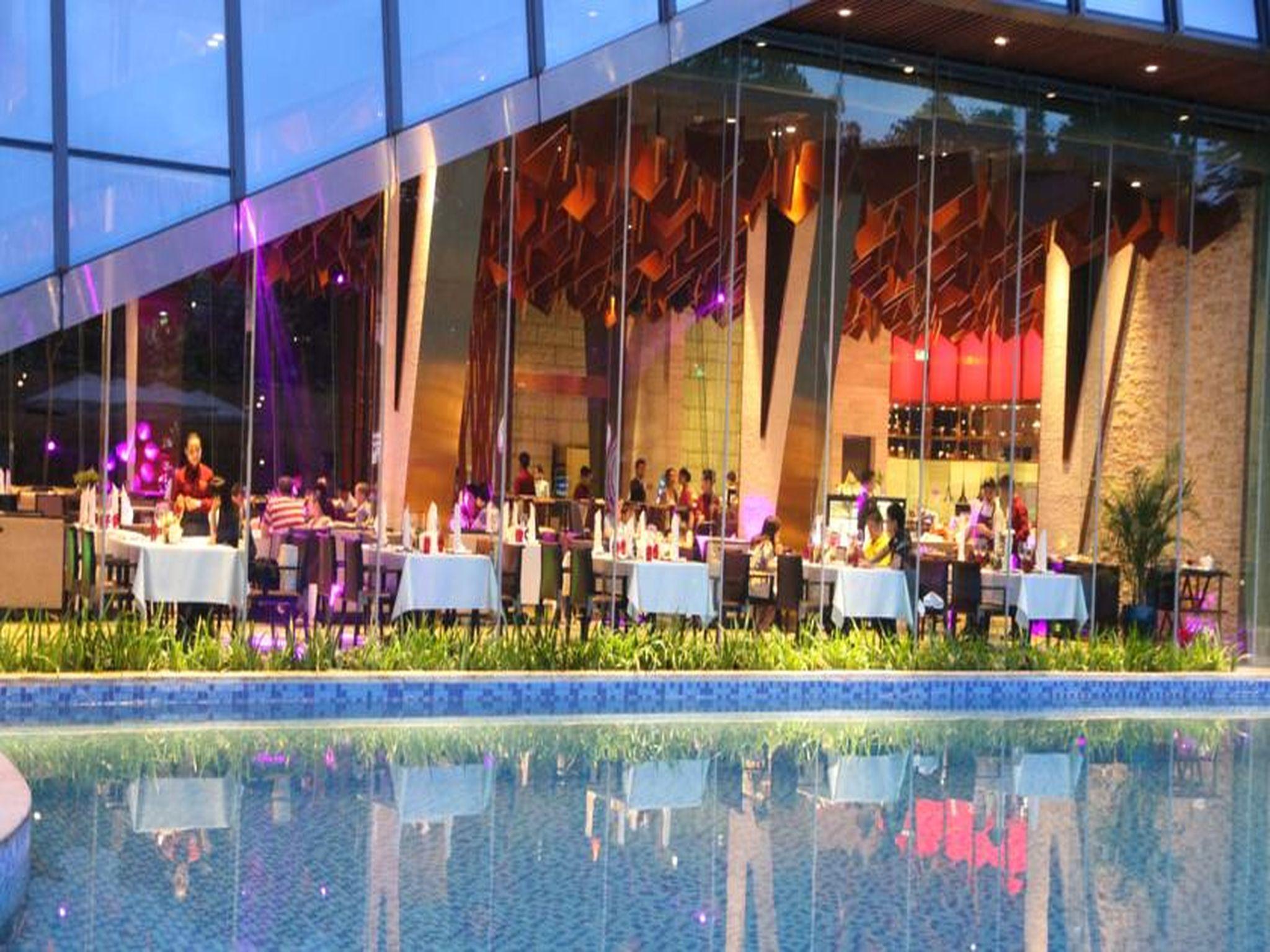 Shenzhen Castle Hotel Екстериор снимка