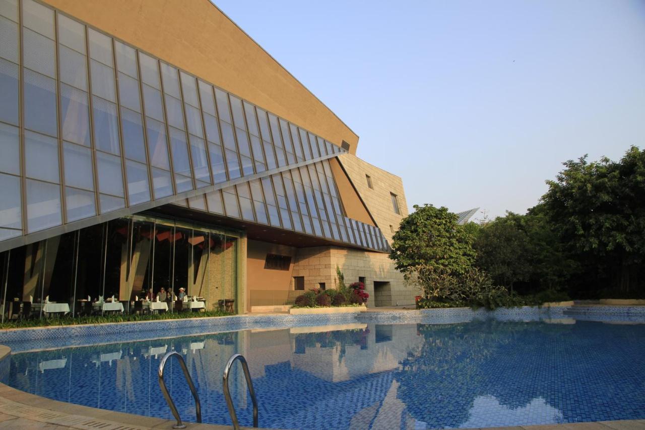 Shenzhen Castle Hotel Екстериор снимка