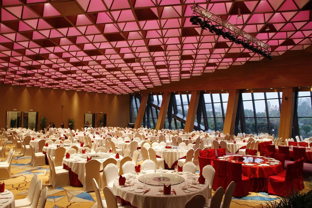 Shenzhen Castle Hotel Екстериор снимка